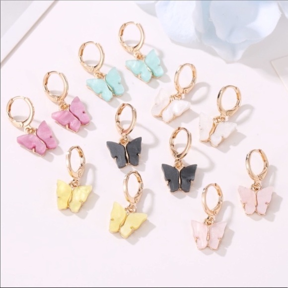 NEW Light Pink Butterfly Hoop Earring - Picture 3 of 4